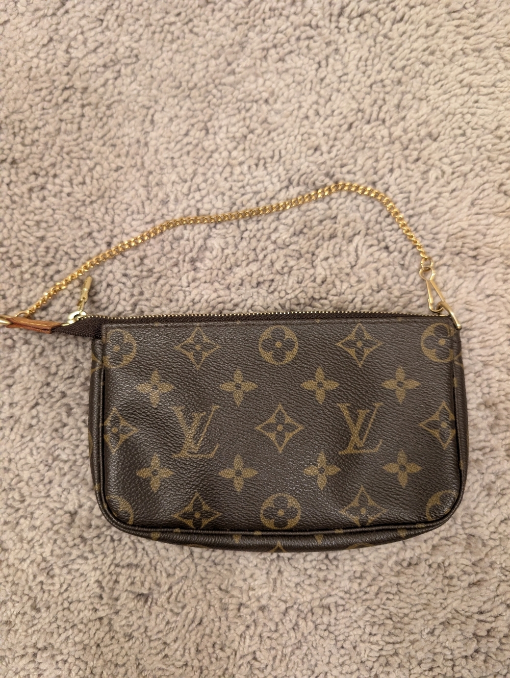 Authentic Louis Vuitton Mini Pochette with Chain And COA